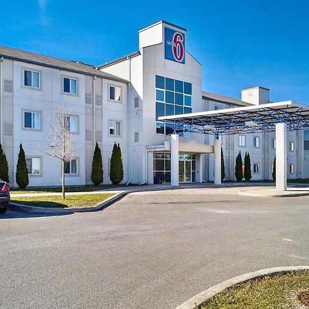 Motel 6-Peterborough, On Exteriér fotografie