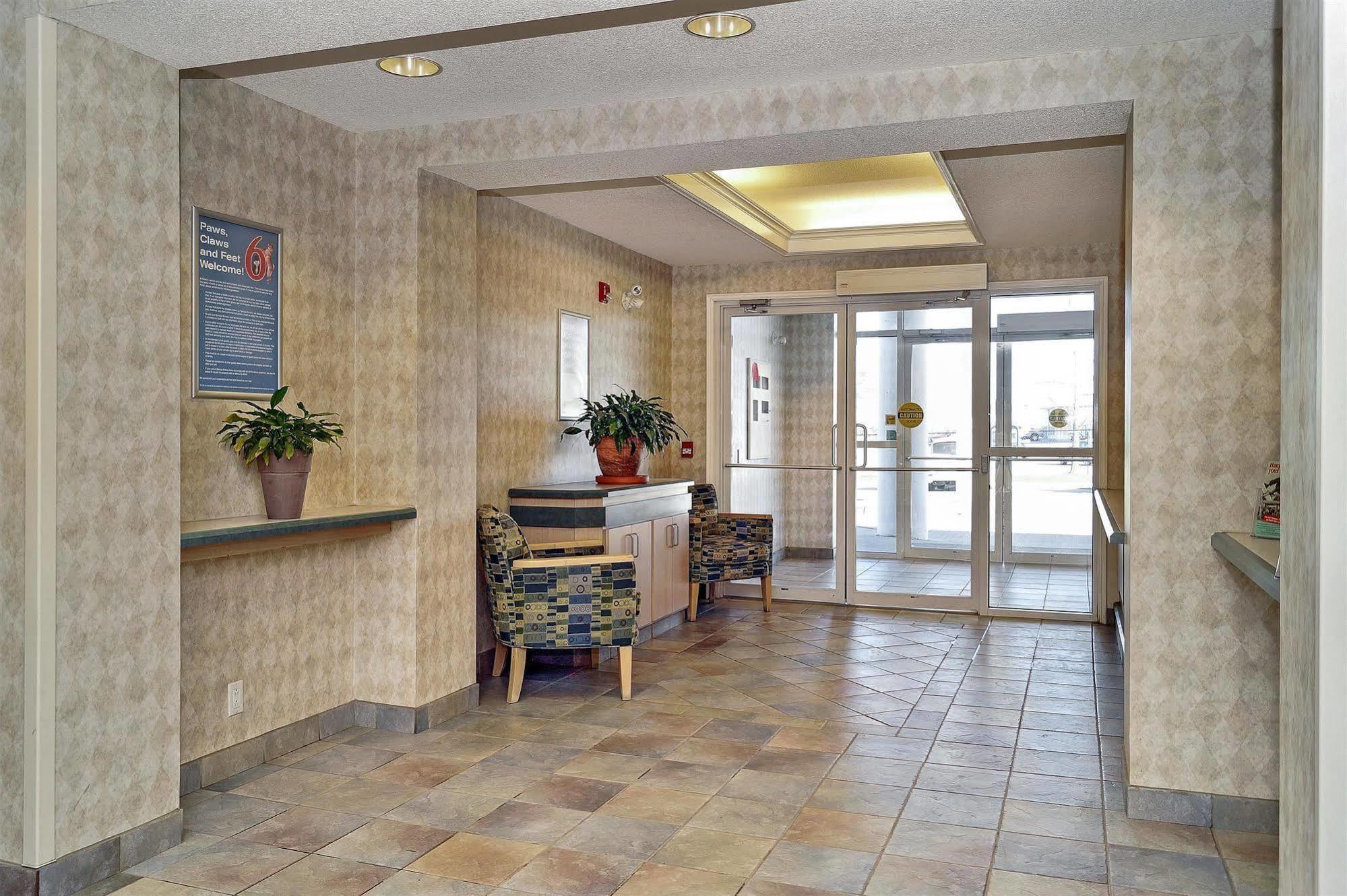Motel 6-Peterborough, On Exteriér fotografie