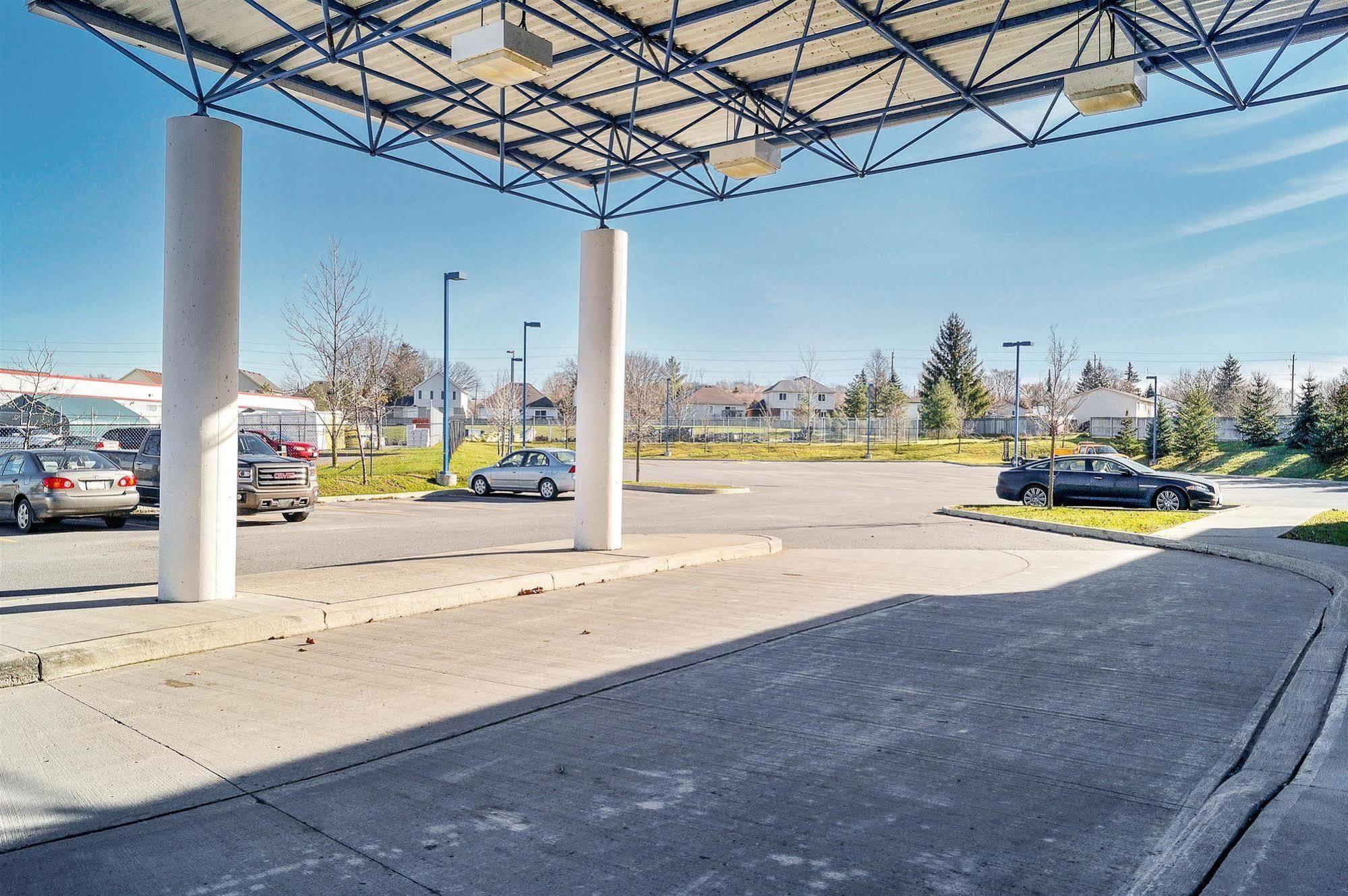 Motel 6-Peterborough, On Exteriér fotografie